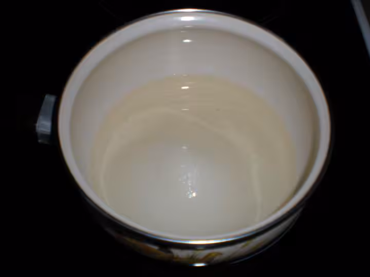 7 melange a chaud du vinaigre sel et sucre