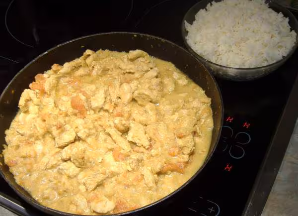 Poulet a la noix de coco epices