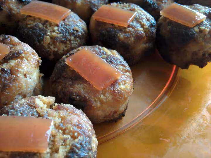 Bouchee chorizo tuc ketchup