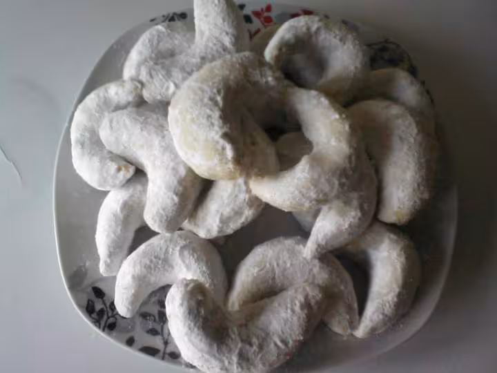 Cornes de gazelles au sucre glace