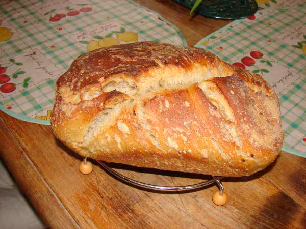 Pain au levain plat en terre