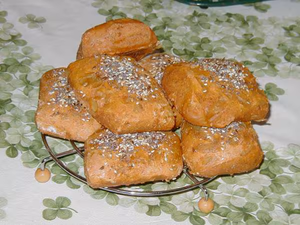 Petits pains tomate oignons