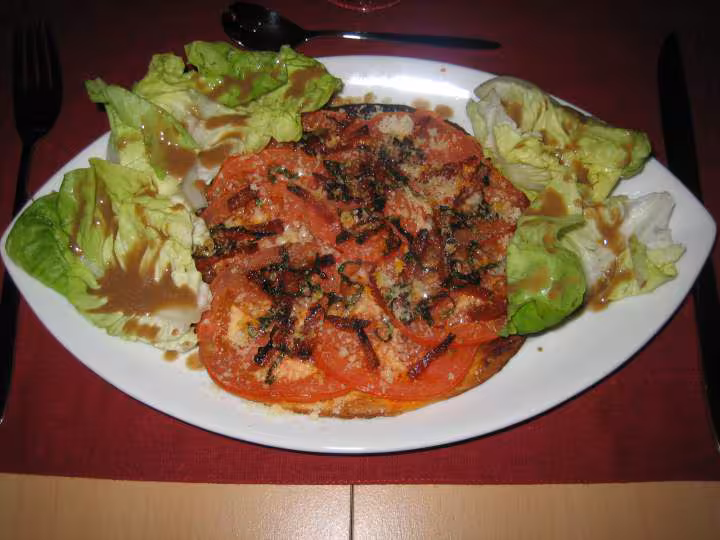 Tarte fine tomates chorizo parmesan au basilic