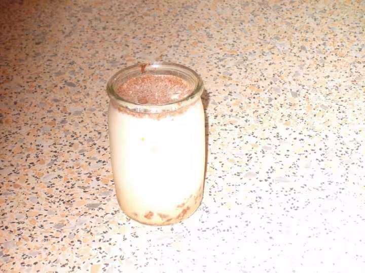 Yaourt poire et copeaux de chocolat