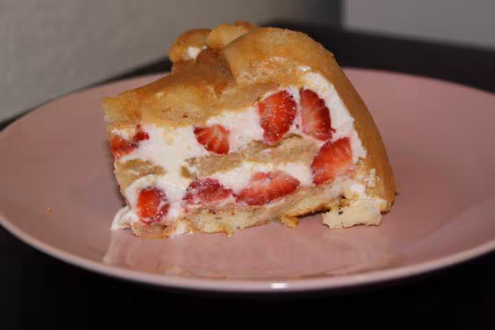 Charlotte aux fraises toute simple 3