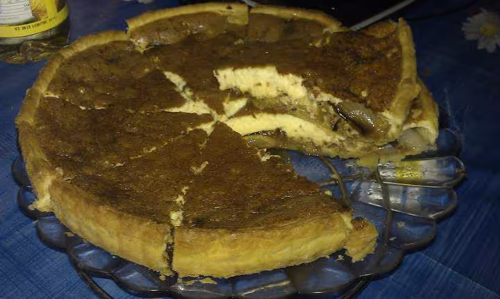 Tarte aux echalotes parmesan