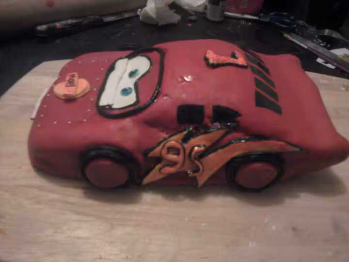 3eme gateau pour les 1an de mon ti coeur gateau cars