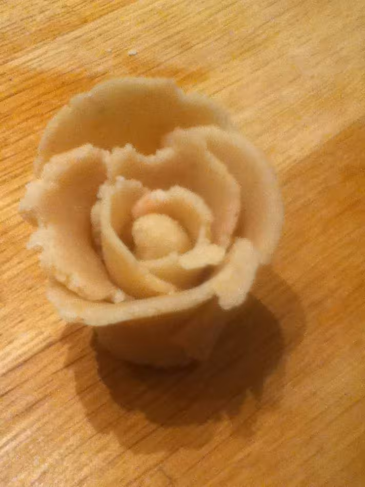 Rose en massepain