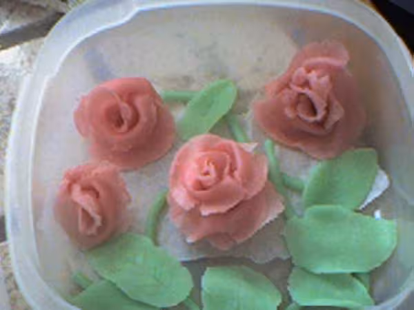 Roses en pate d amande