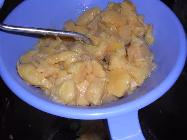 Moulinage de la pate de coings