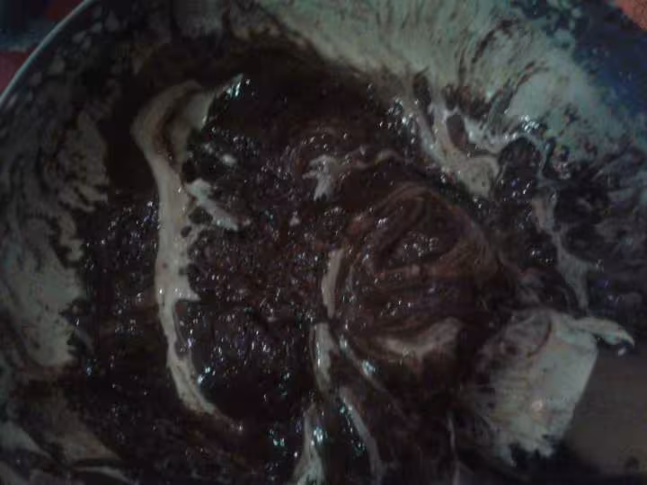 Melange chocolat oeuf sucre beurre