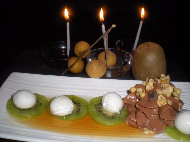 Fromage blanc aux kiwis et mousse chocolat