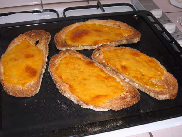 Welsh rarebit au carvi de julie cuisine