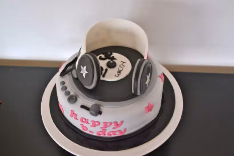 Dj