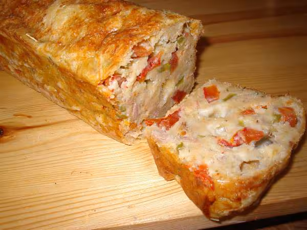 Cake tomates poivrons thon mozza