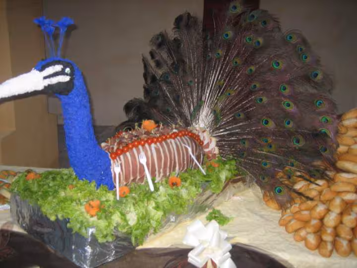 Mariage angelique paon au jambon cru