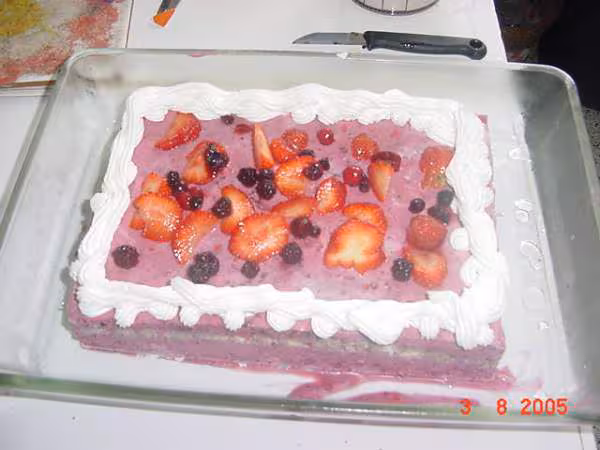 Gateau a la mousse de fruits rouges