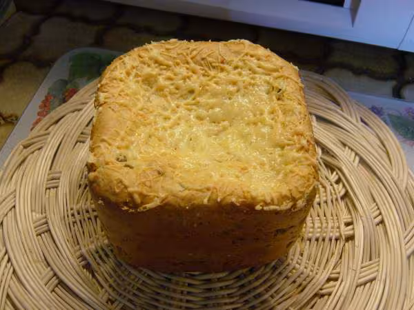 Brioche aux lardons et olives