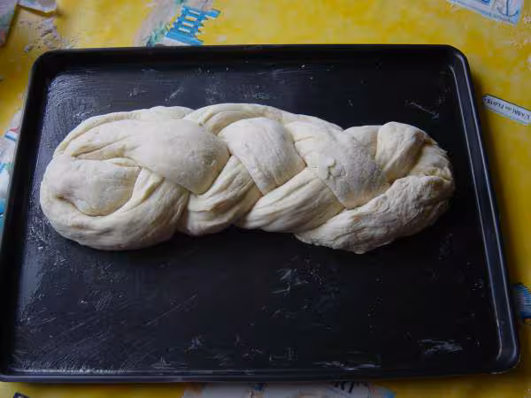 On tresse