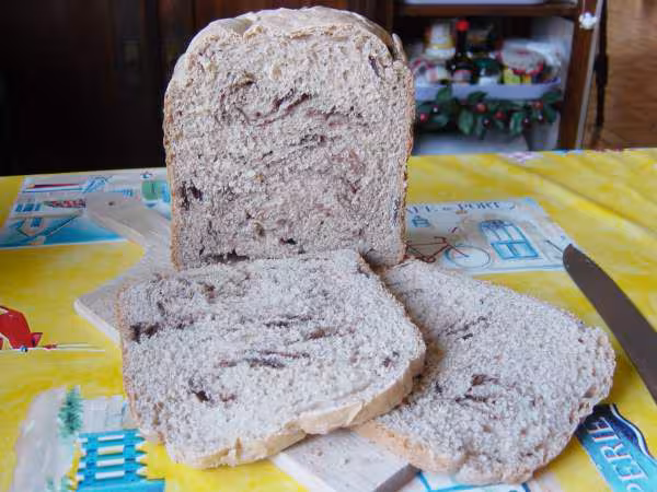 Pain coupe au cafe et chocolat