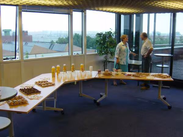 Petit dej au boulot pour feter mon mariage