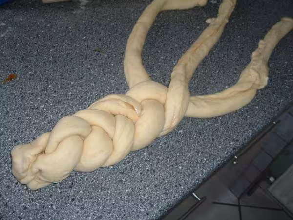 Tresse briochee aux 3 saveurs
