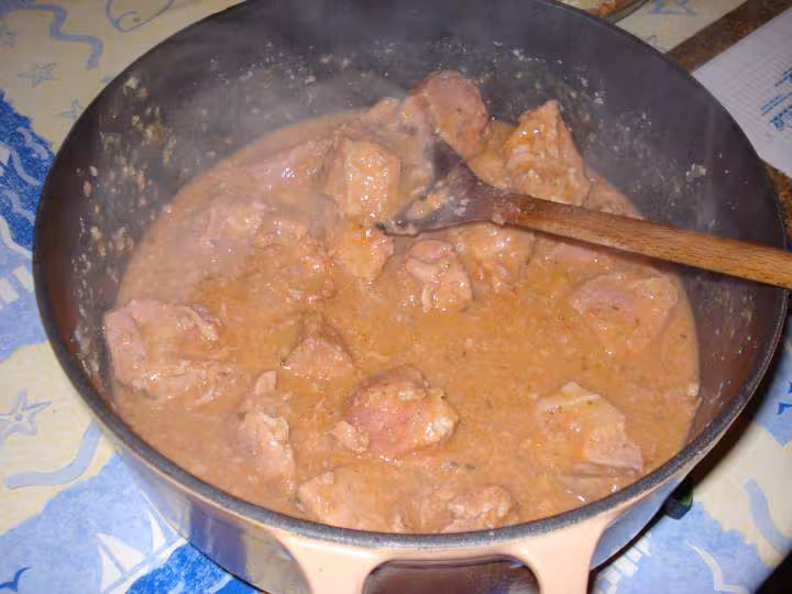 Saute de porc sauce andouillette
