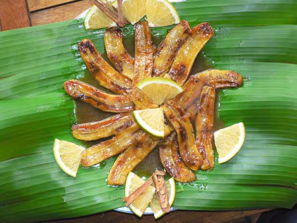 Bananes flambees au cointreau et a l orange