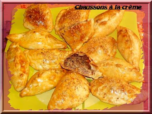 Chaussons a la creme et viande hachee