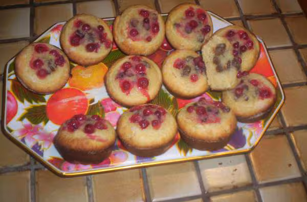 Petites brioches a la creme d amandes photo