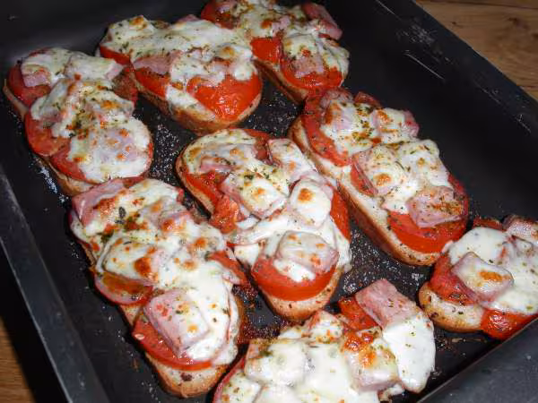 Tranches de pain pizza