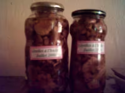 Girolles conservées à l'huile