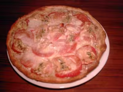 Tarte au thon tomate et fromage