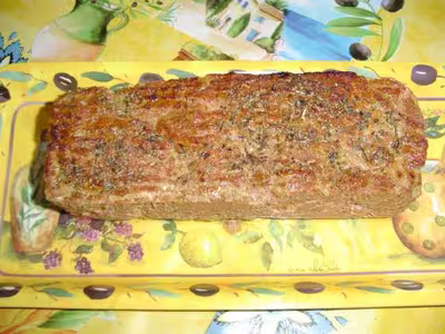 Pain de viande à la tomate et au basilic