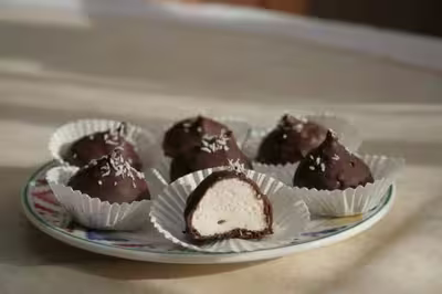 Guimauves vanille-coco enrobées de chocolat