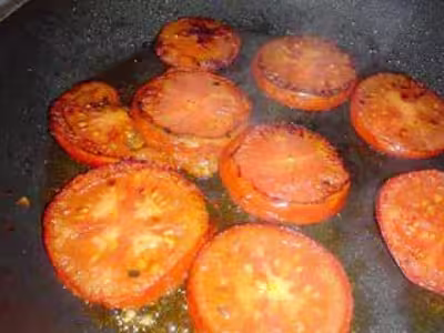 Poulet à la crème et tomates grillées