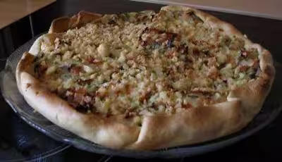 Tarte au saumon et poireaux