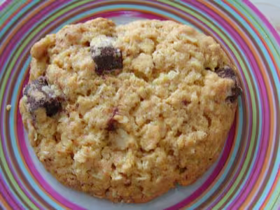 Biscuit aux pépites de chocolat et flocons d'avoine