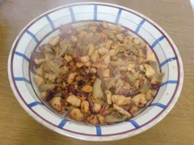Endives caramélisées au poulet et bacon