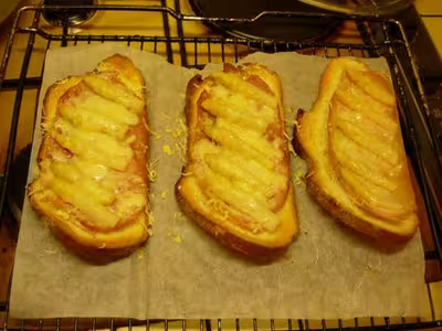 Tartines au jambon et asperges