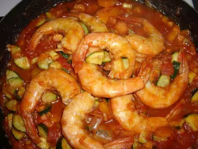 Poêlée de crevettes et sa brunoise de légumes par souleil