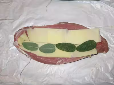 Filet mignon de porc au comté et à la sauge