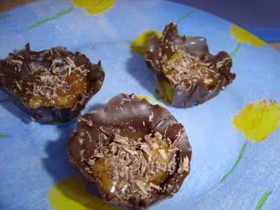 Coques de chocolat, caramel au beurre salé