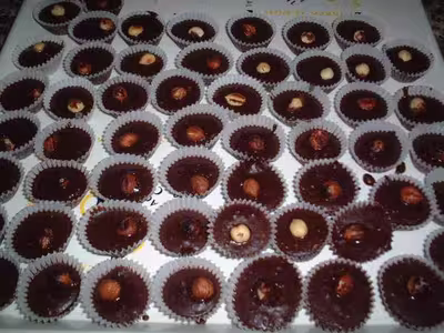 Truffes au chocolat et noisettes caramelisées