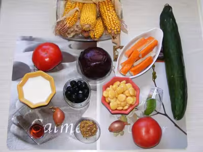 Grandes verrines de crudités au surimi