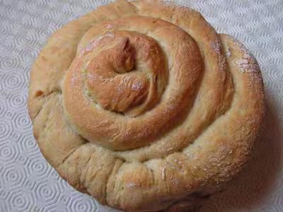 Pains, 100 recettes croustillantes. recettes testées