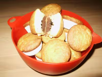Muffins banane fourrés aux truffes au chocolat