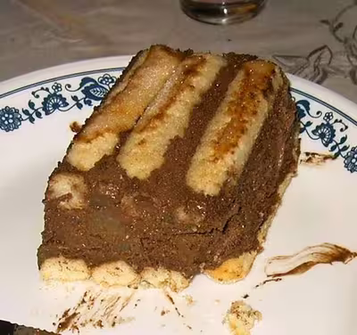 Charlotte aux poires et au chocolat légère