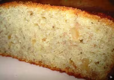 Moelleux à la banane et aux amandes
