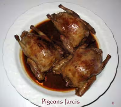 Pigeons farcis au veau et champignons